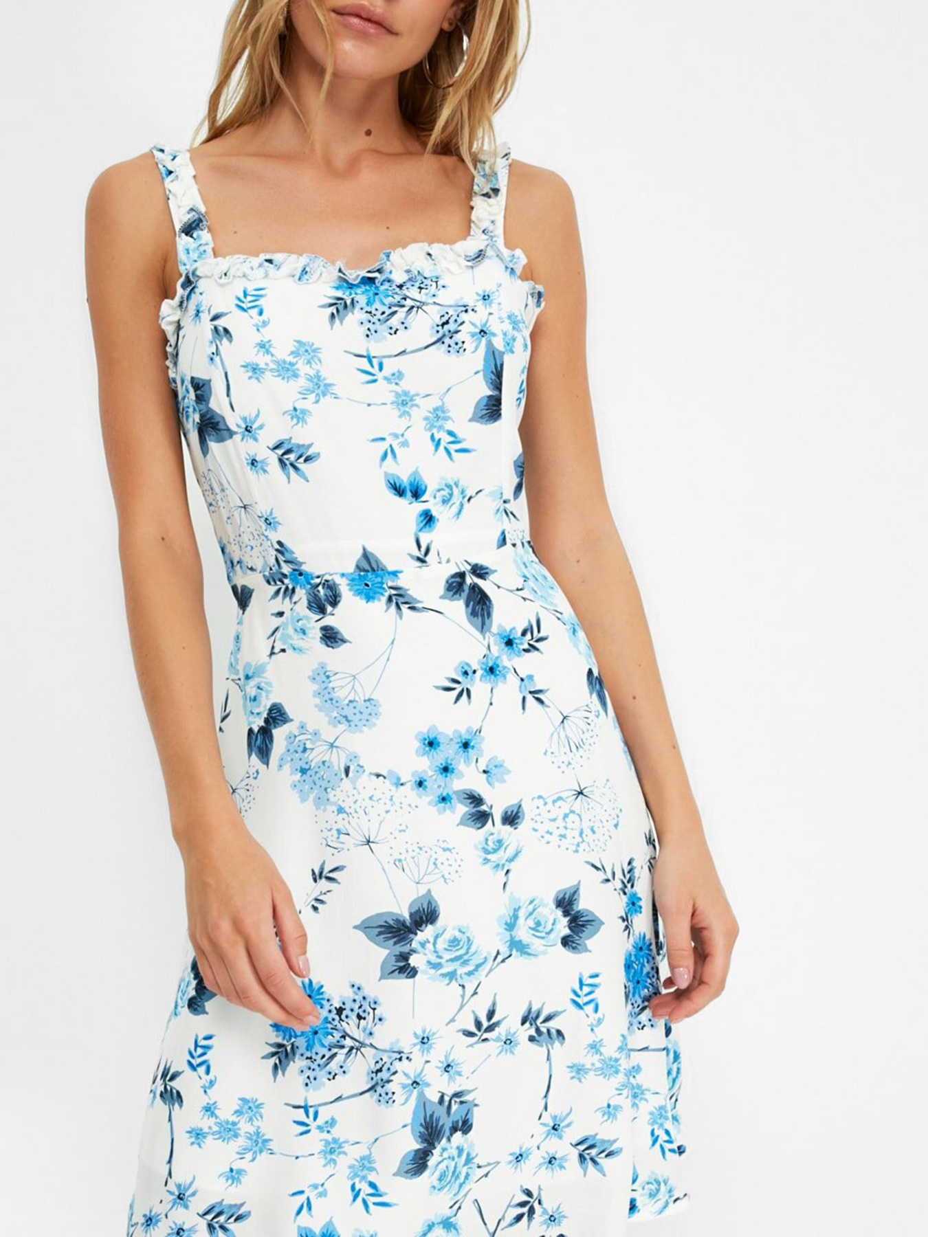 Сарафан Trendyol модель TWOSS21EL2658/Ekru Фото