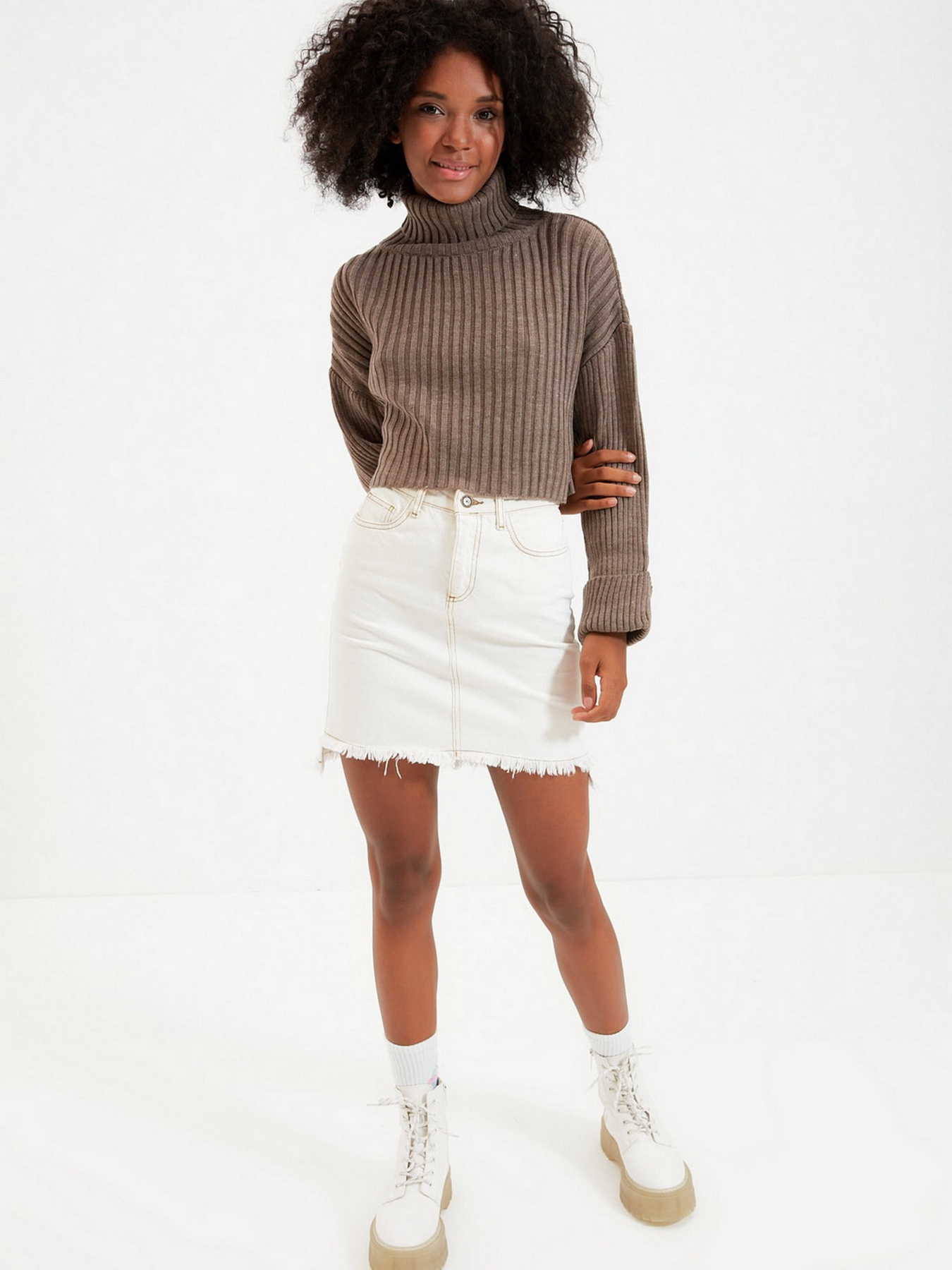 Свитер Trendyol модель TWOAW22KZ0223/Kahverengi Фото