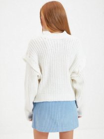 Свитер Trendyol модель TWOAW22KZ0240/Ekru Свитер Trendyol модель TWOAW22KZ0240/Ekru Фото