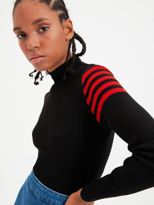 Джемпер Trendyol модель TWOAW22KZ0516/Siyah Фото