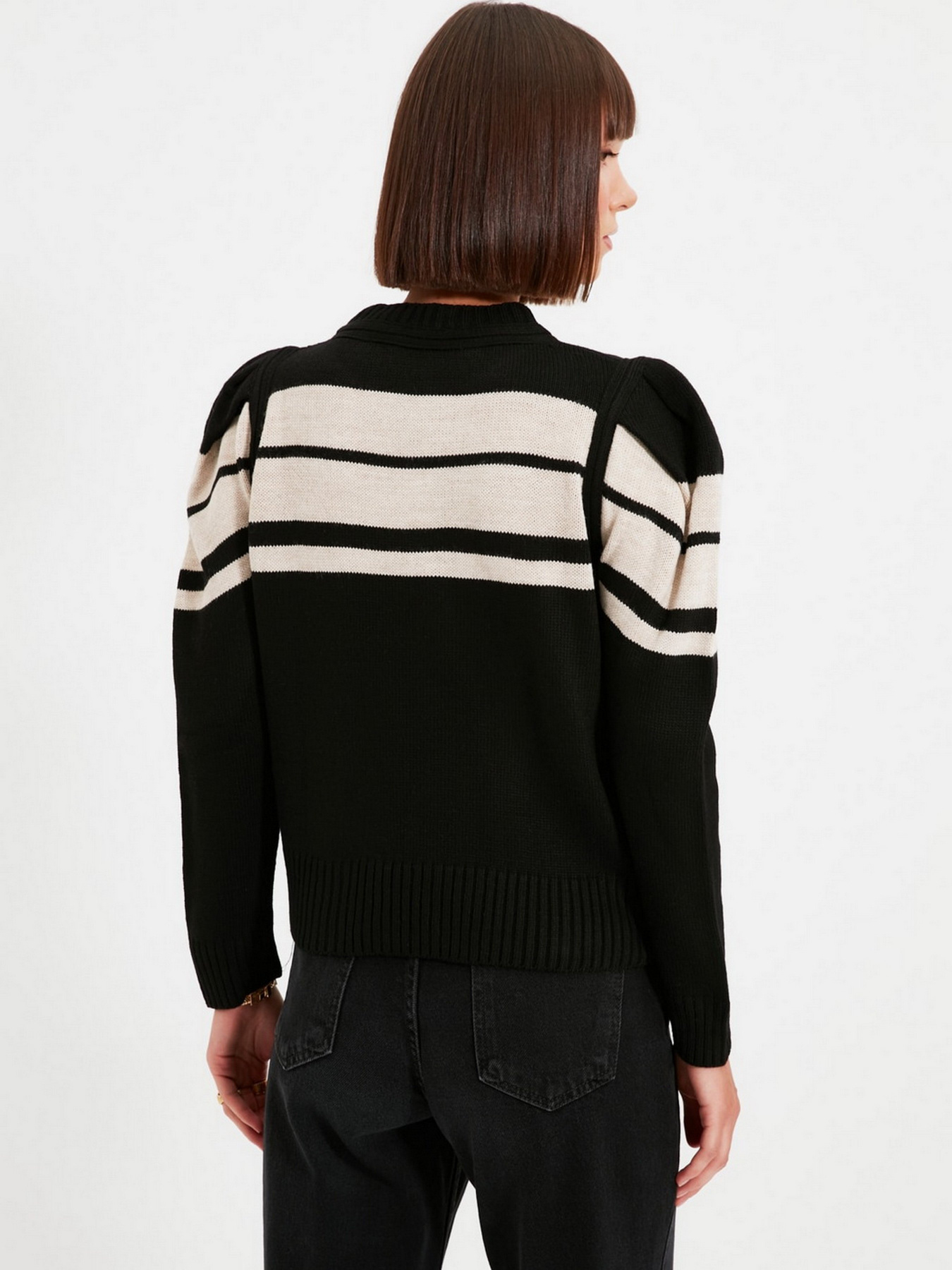 Джемпер Trendyol модель TWOAW22KZ0734/Siyah Фото