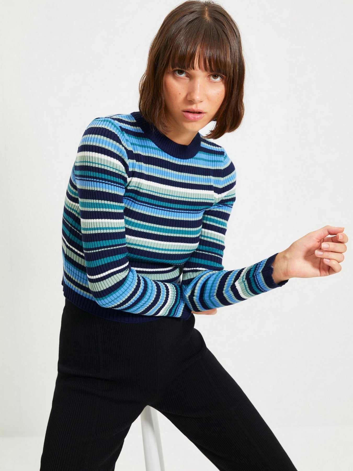 Джемпер Trendyol модель TWOAW22KZ1114/Lacivert Фото