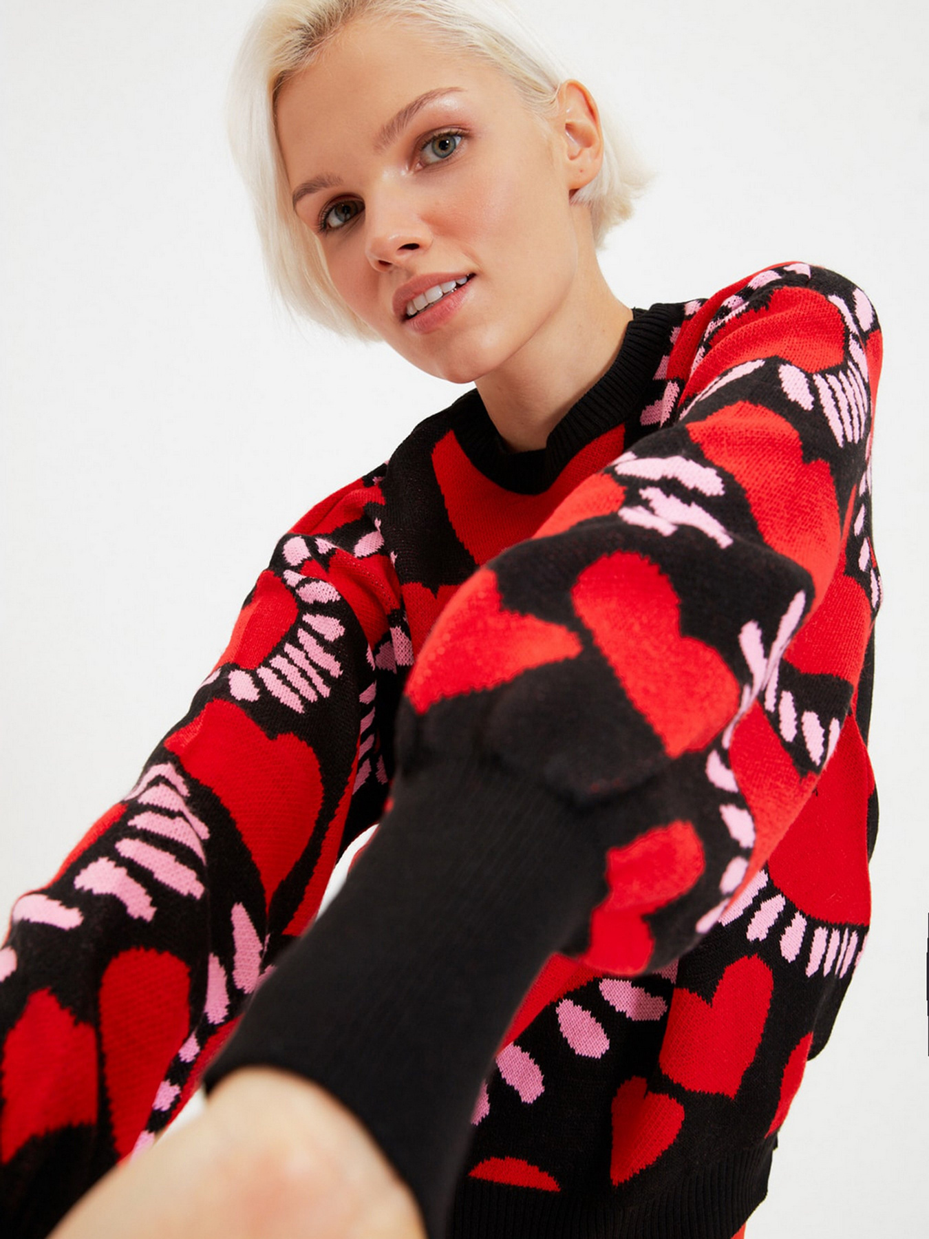 Свитер Trendyol модель TWOAW22KZ1117/Siyah Фото