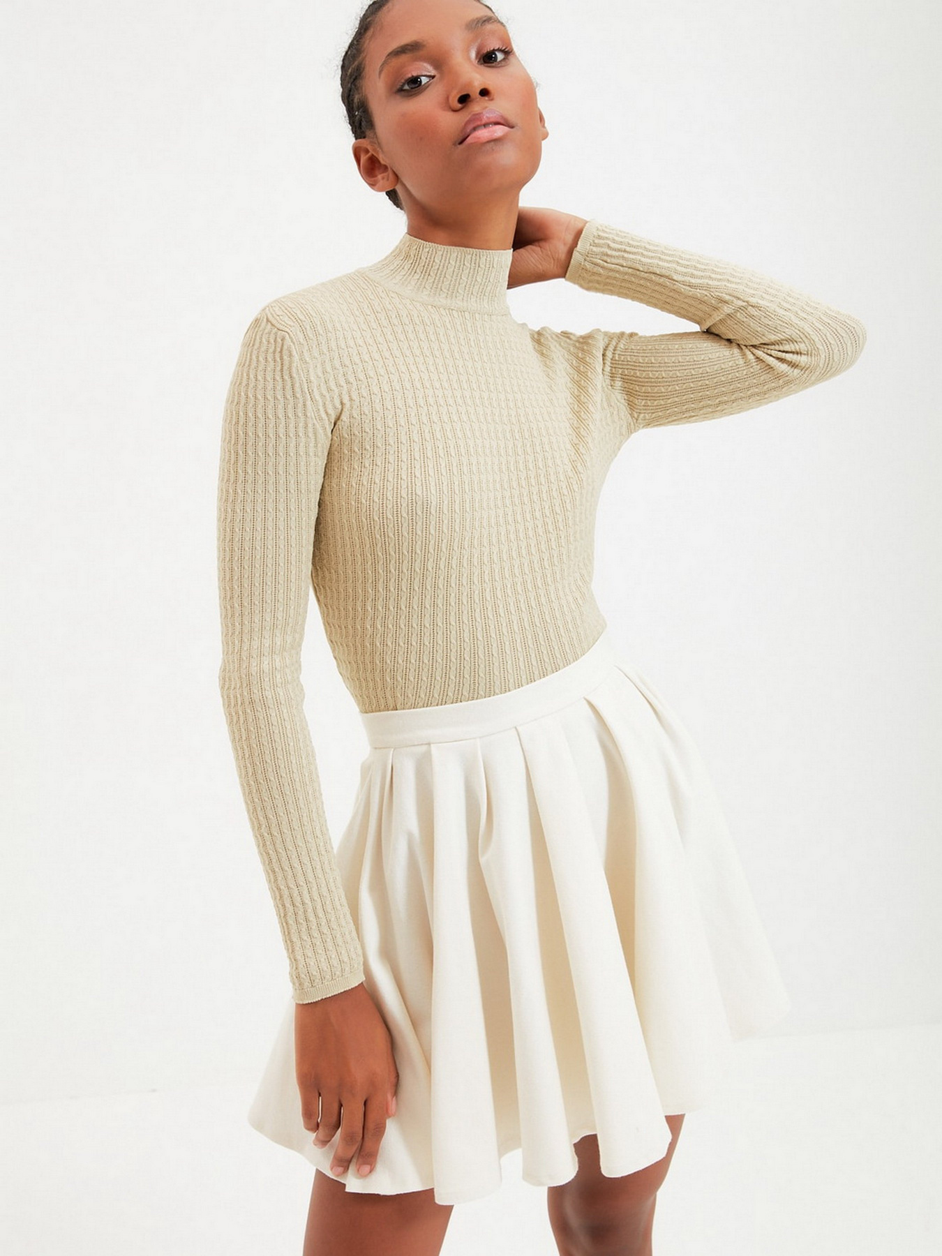 Водолазка Trendyol модель TWOAW22KZ1128/Tas Фото