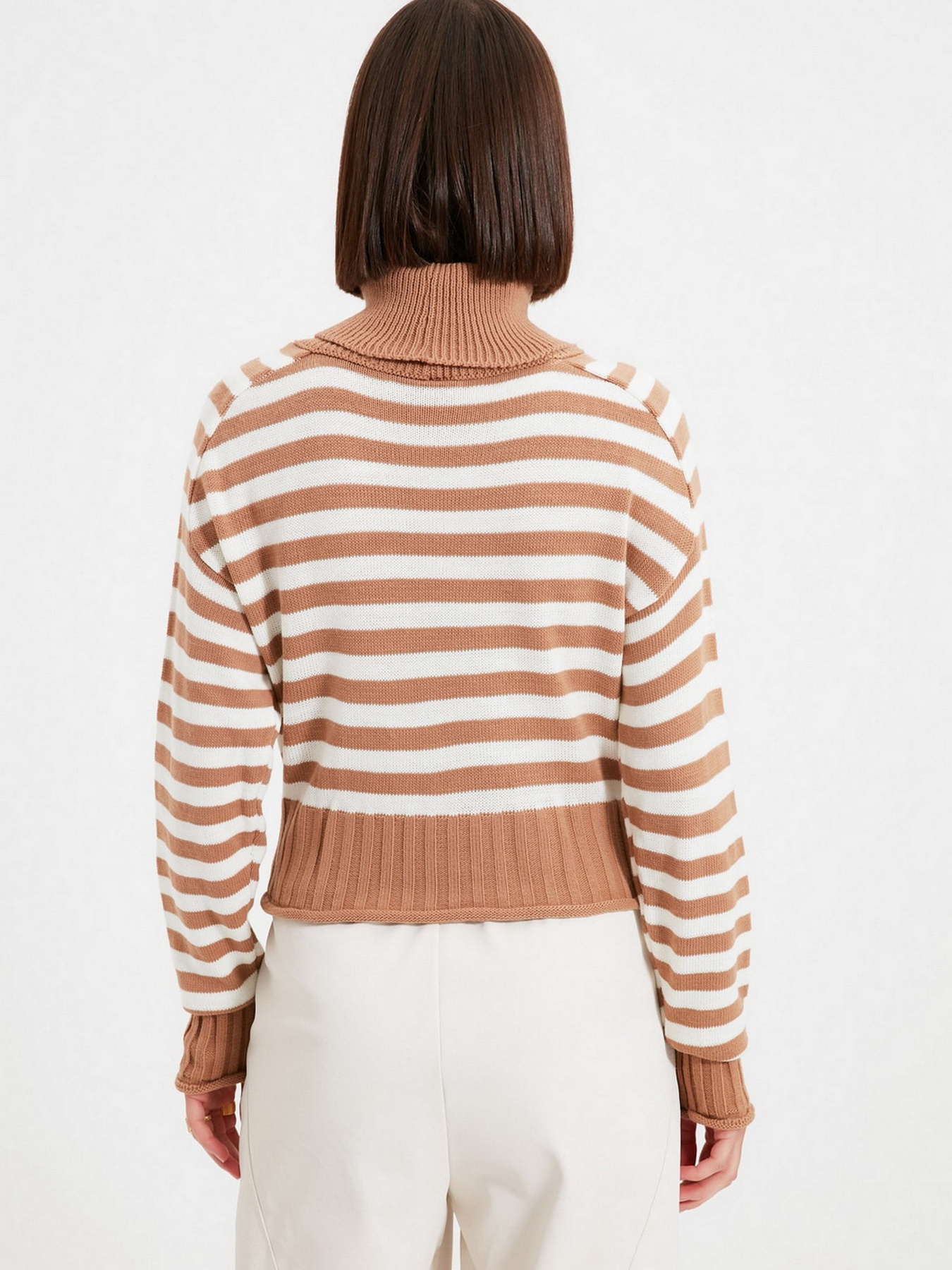 Свитер Trendyol модель TWOAW22KZ1216/Camel Фото