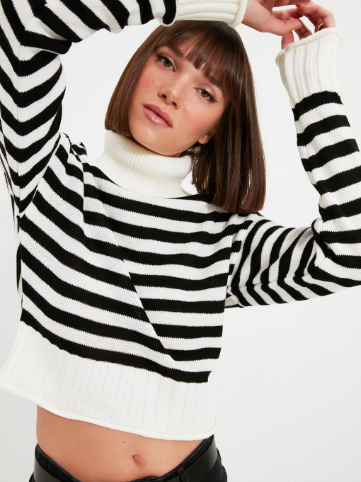 Светр Trendyol модель TWOAW22KZ1216/Ekru Фото