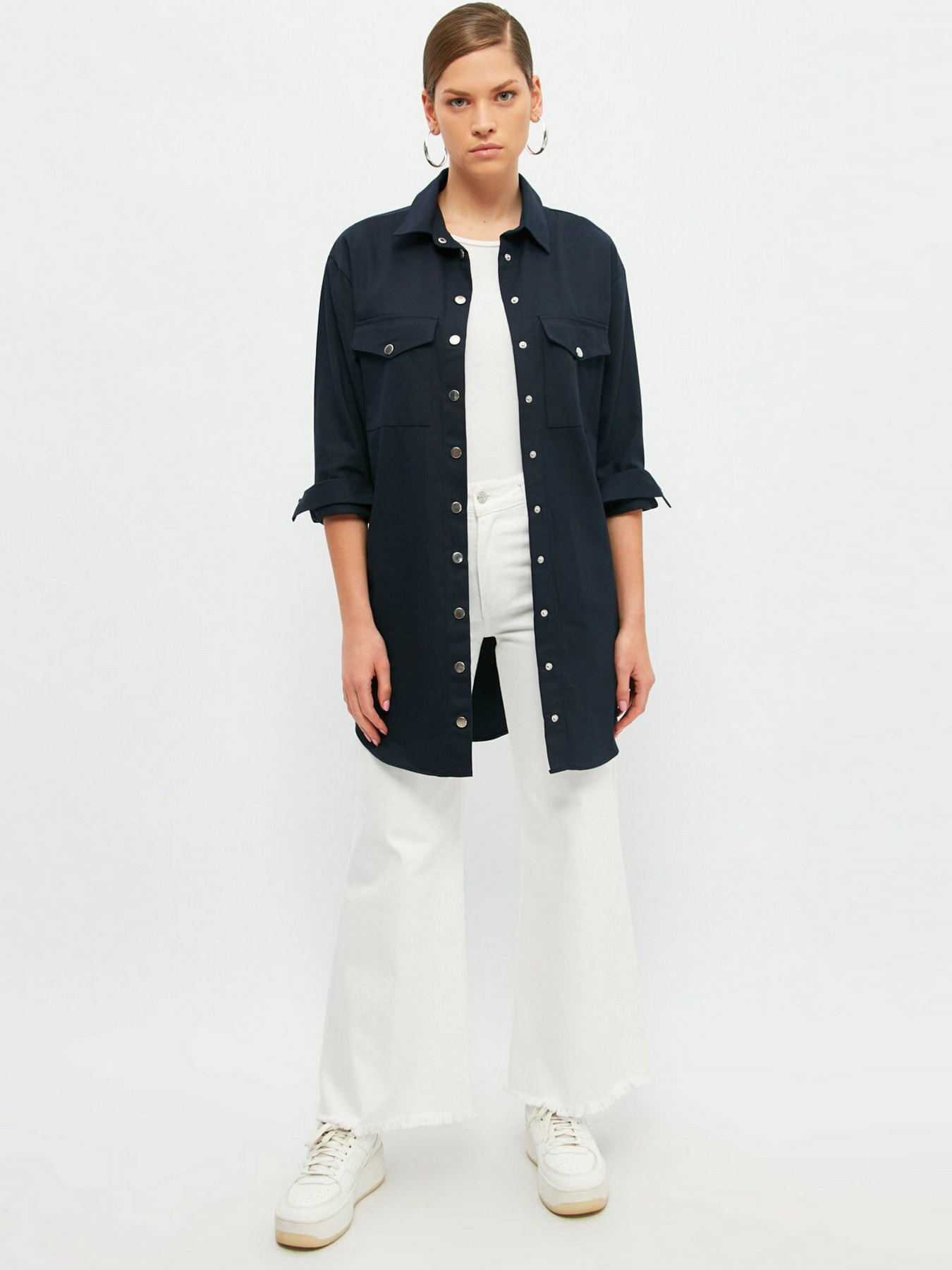 Рубашка повседневная Trendyol модель TCTSS21TN0418/Lacivert Фото