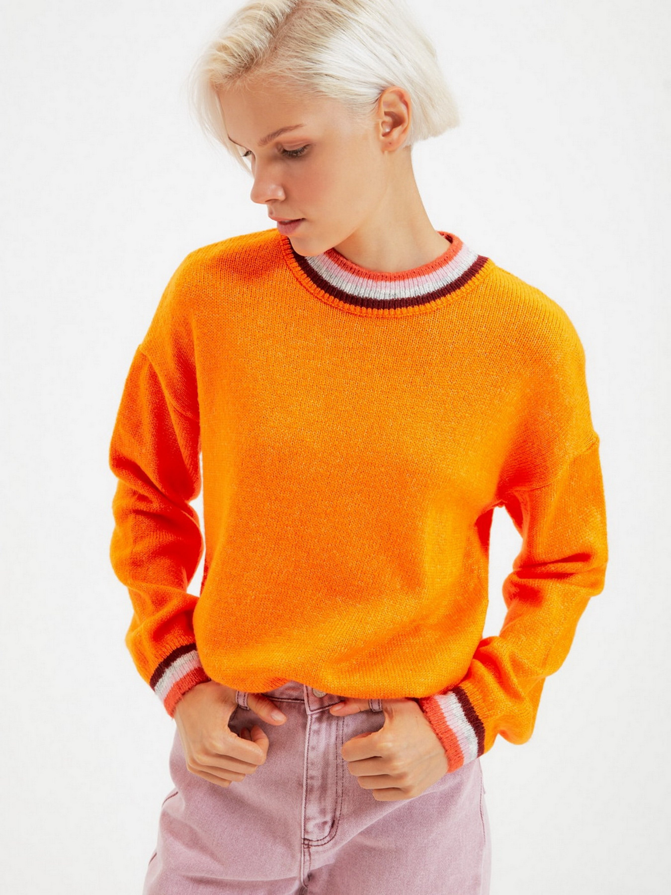 Светр Trendyol модель TWOAW22KZ1364/Turuncu Фото