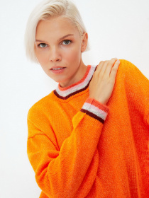 Светр Trendyol модель TWOAW22KZ1364/Turuncu Фото