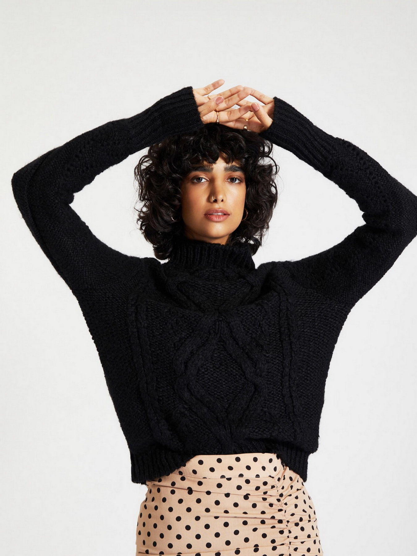 Свитер Trendyol модель TWOAW22KZ1388/Siyah Фото