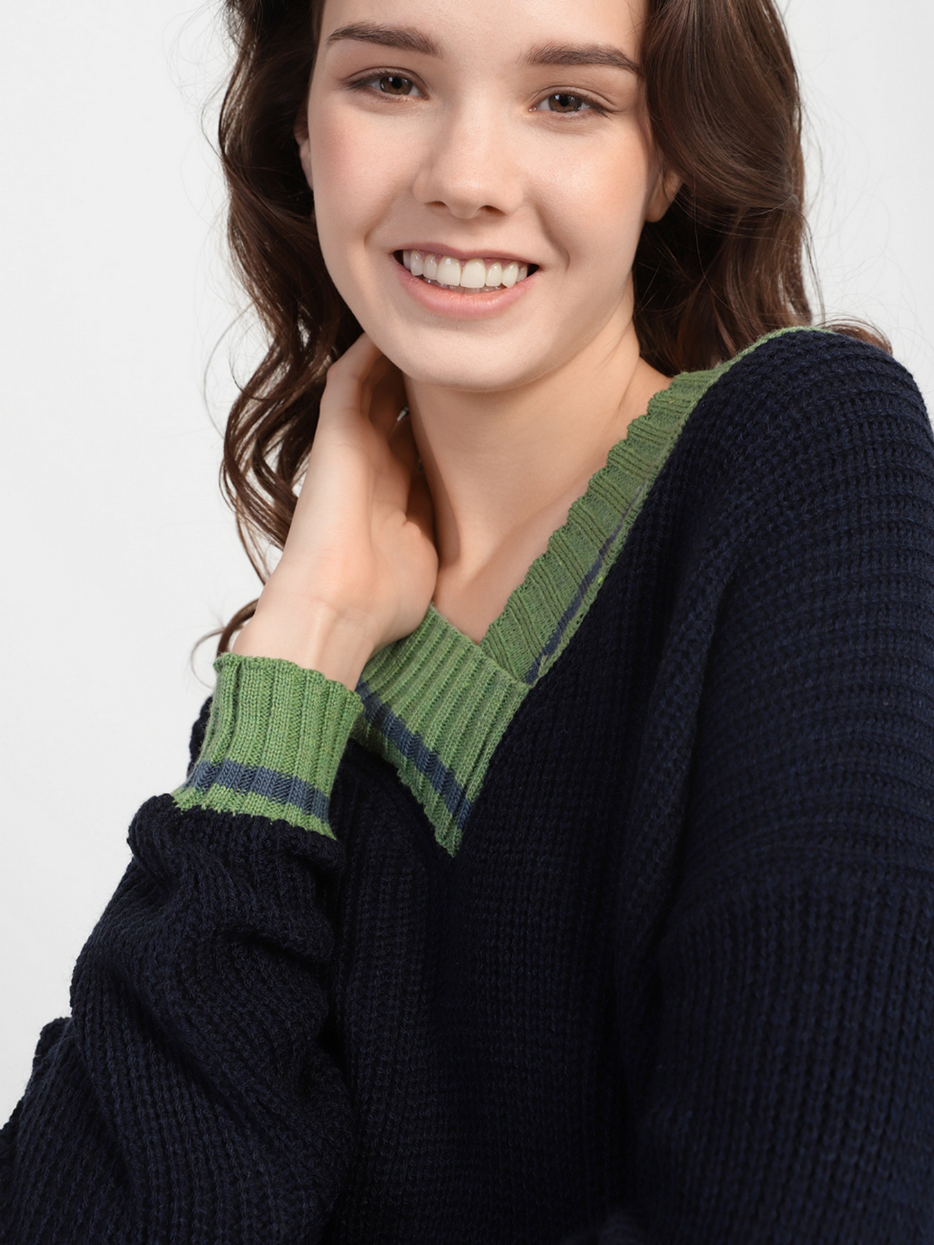 Джемпер Trendyol модель TWOAW22KZ1492/Lacivert Фото