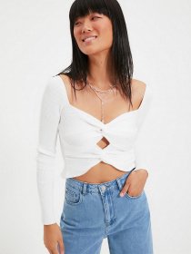 Джемпер Trendyol модель TWOAW22KZ1547/Ekru Джемпер Trendyol модель TWOAW22KZ1547/Ekru Фото