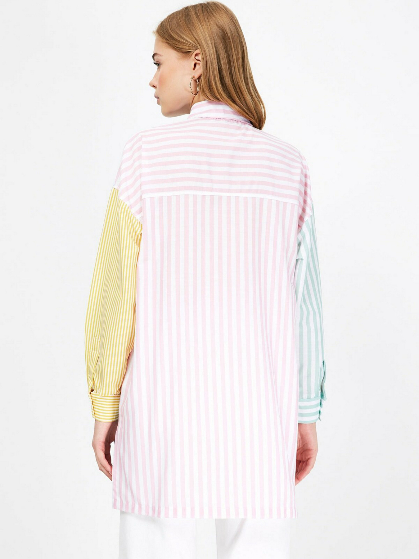 Рубашка повседневная Trendyol модель TCTSS21UK0011/Cok Renkli Фото