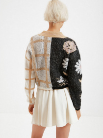 Свитер Trendyol модель TWOAW22KZ1621/Tas Свитер Trendyol модель TWOAW22KZ1621/Tas Фото