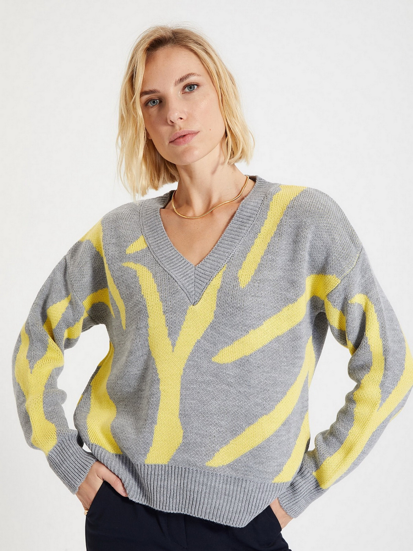 Свитер Trendyol модель TWOAW22KZ1648/Gri Свитер Trendyol модель TWOAW22KZ1648/Gri Фото