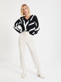 Свитер Trendyol модель TWOAW22KZ1648/Siyah Фото