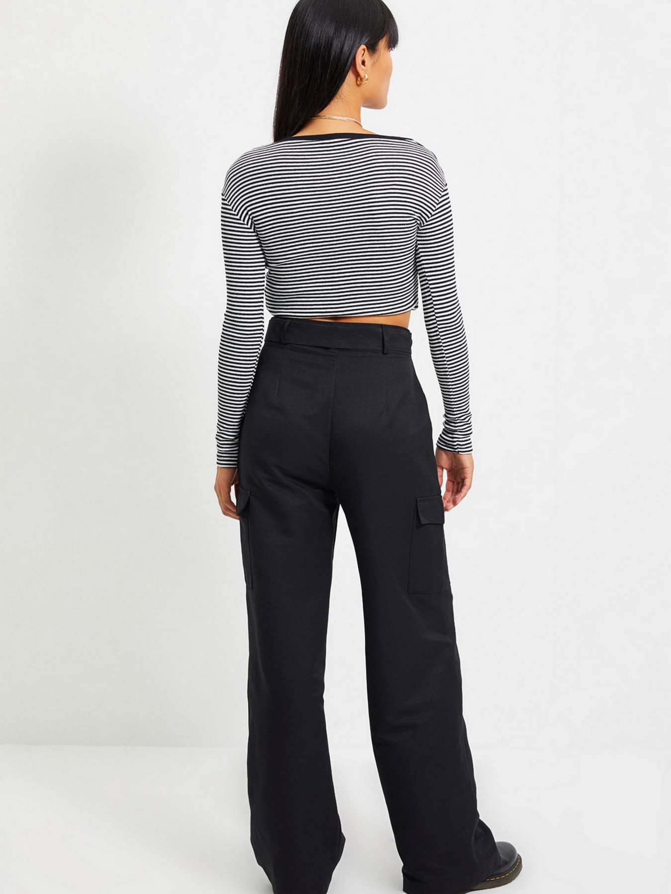 Повседневные штаны Trendyol модель TWOAW22PL0076/Siyah Фото