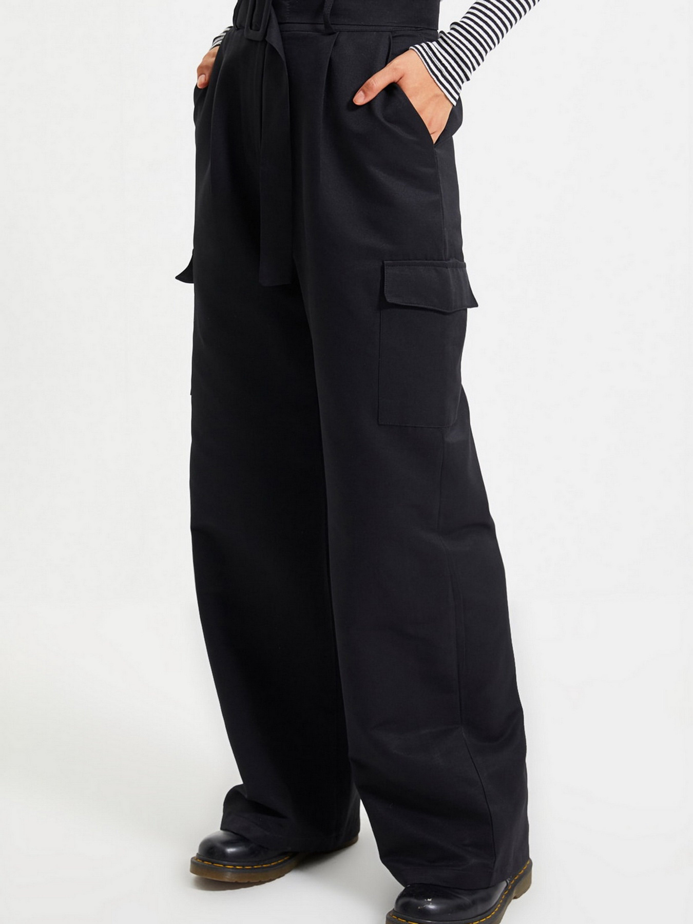 Повседневные штаны Trendyol модель TWOAW22PL0076/Siyah Фото