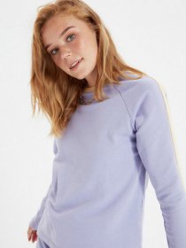 Світшот Trendyol модель TWOAW22SW0082/Lila Фото