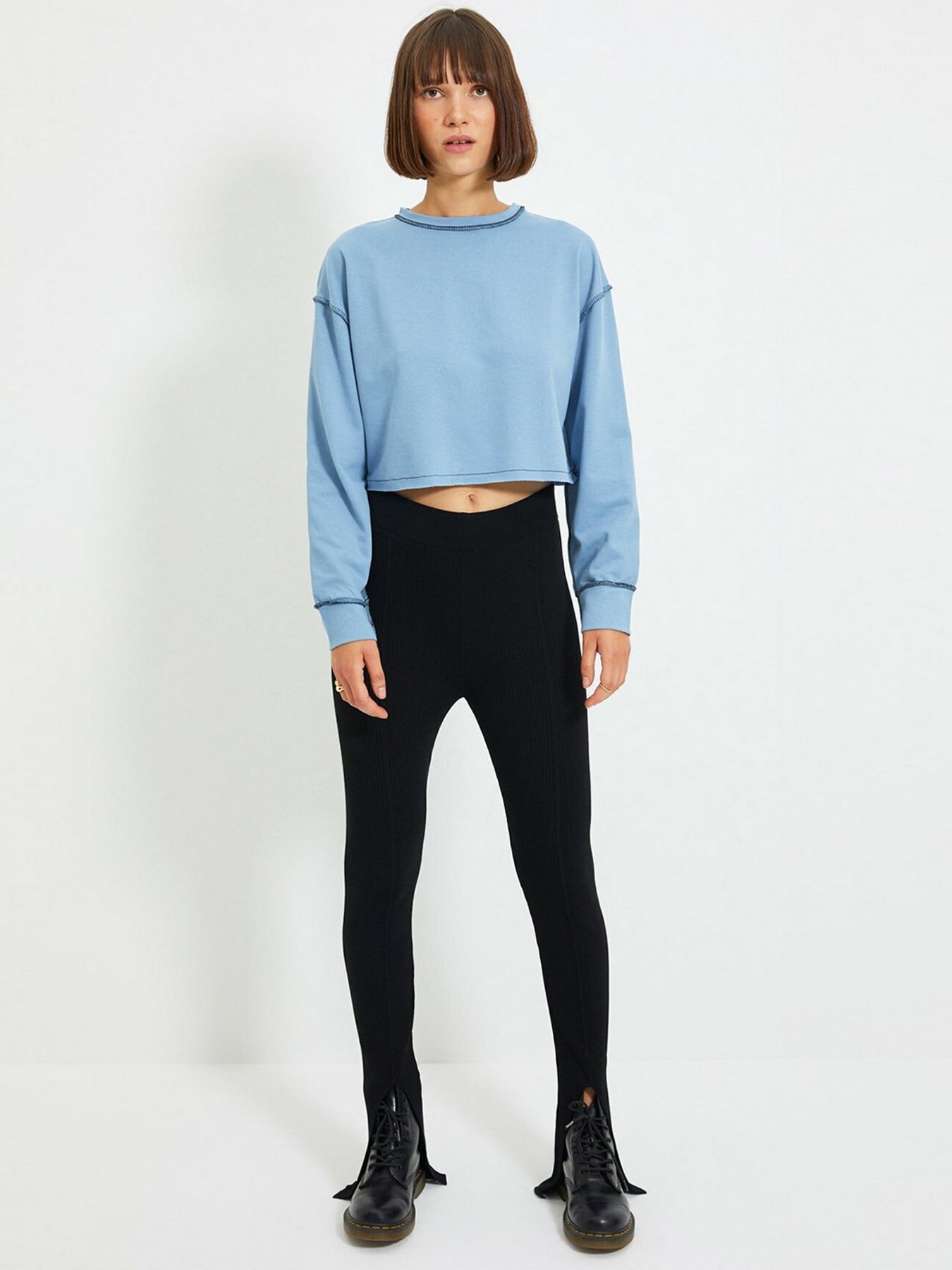 Свитшот Trendyol модель TWOAW22SW0450/Mavi Фото