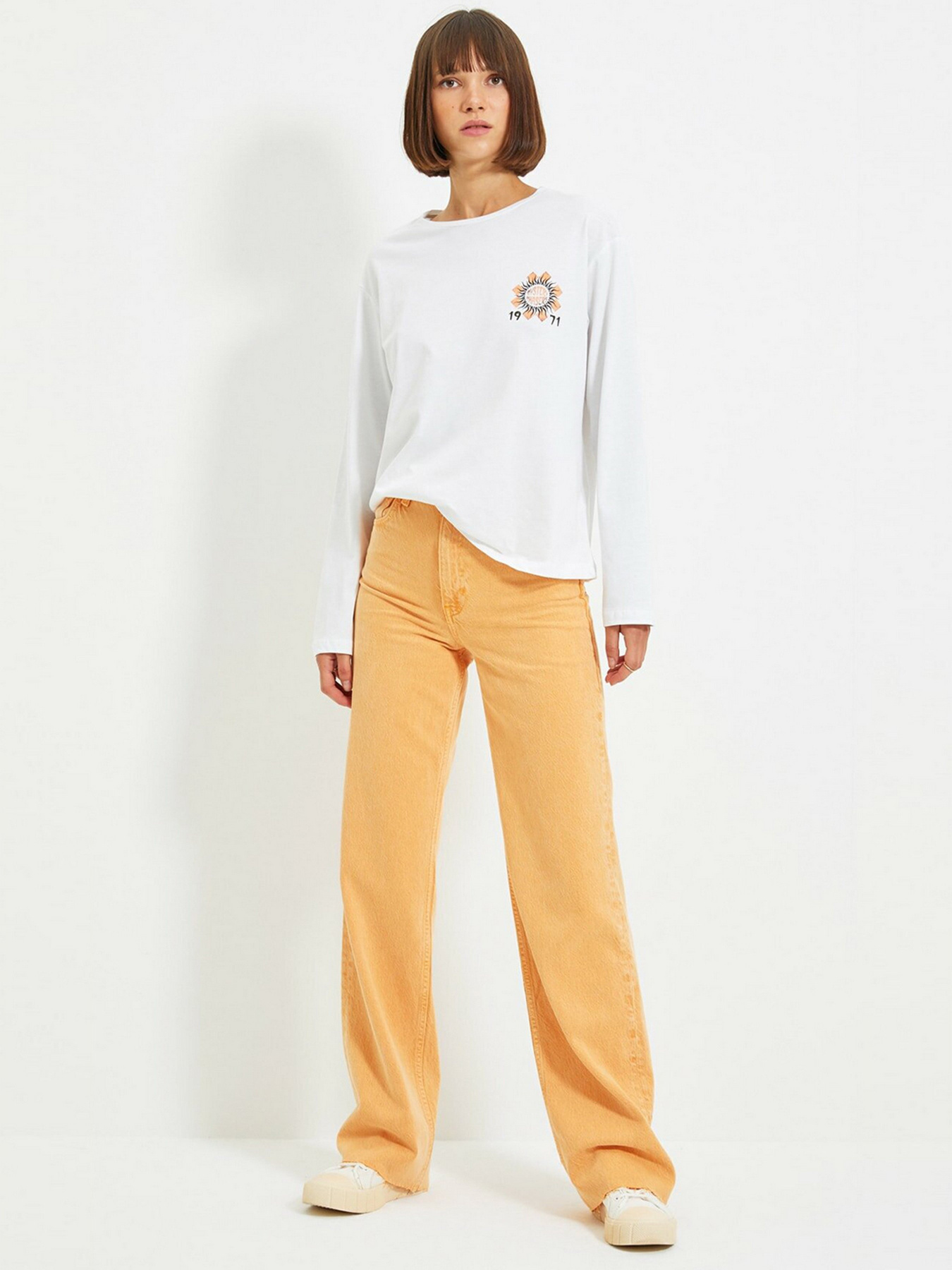 Лонгслив Trendyol модель TWOAW22TS0037/Beyaz Фото