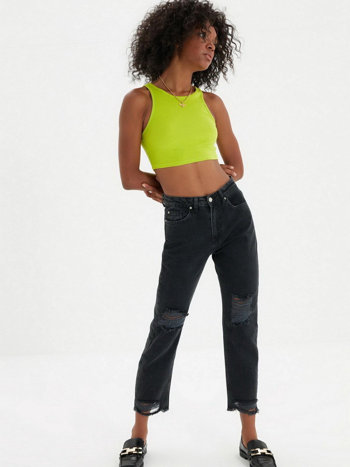 Прямые джинсы Trendyol Straight модель TWOAW22JE0010/Siyah Фото