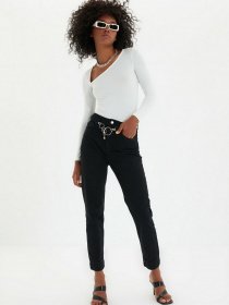 Джинси мом Trendyol Mom модель TWOAW22JE0108/Siyah Фото