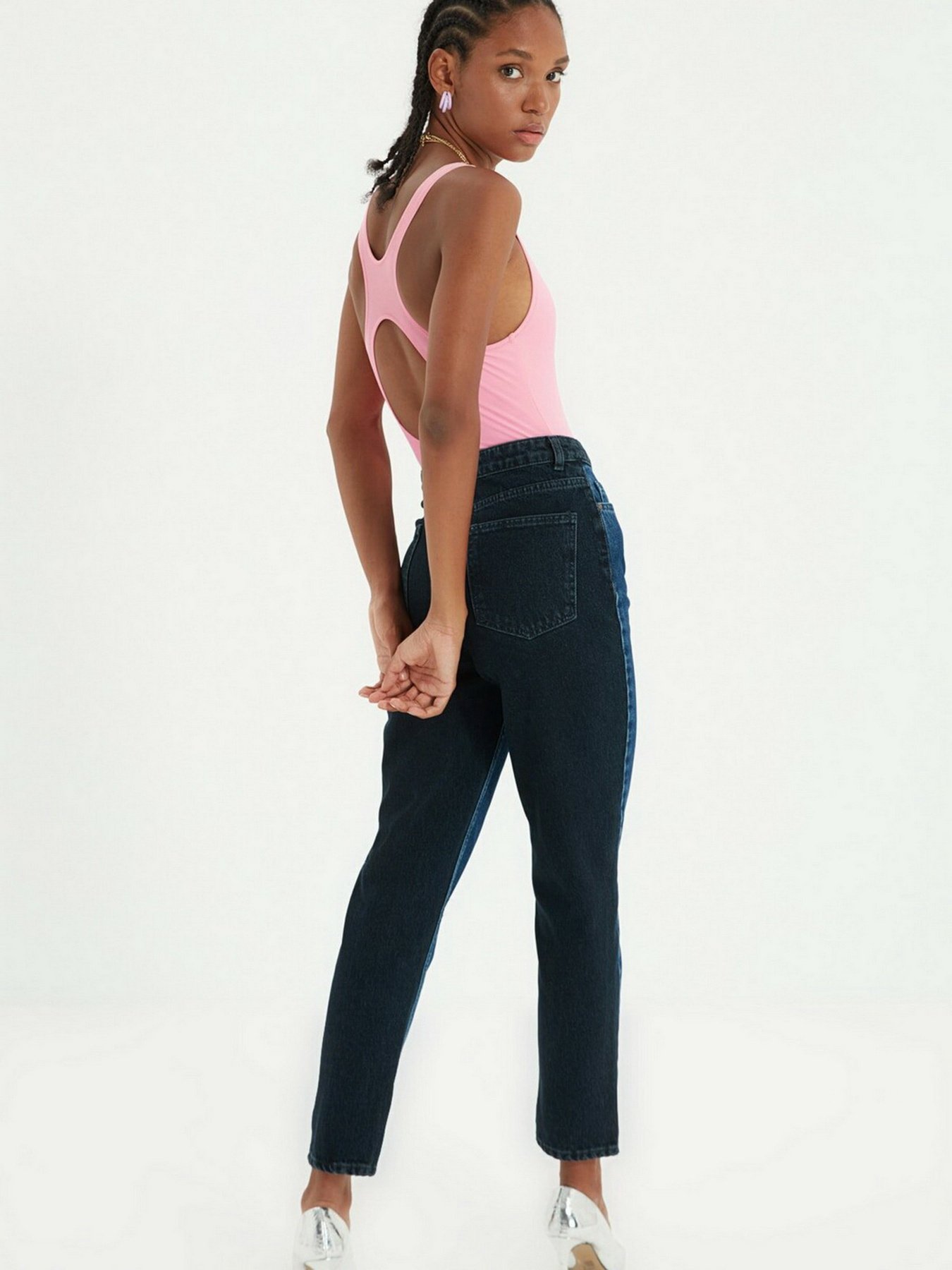 Джинси мом Trendyol Mom модель TWOAW22JE0116/Gece Mavisi Фото