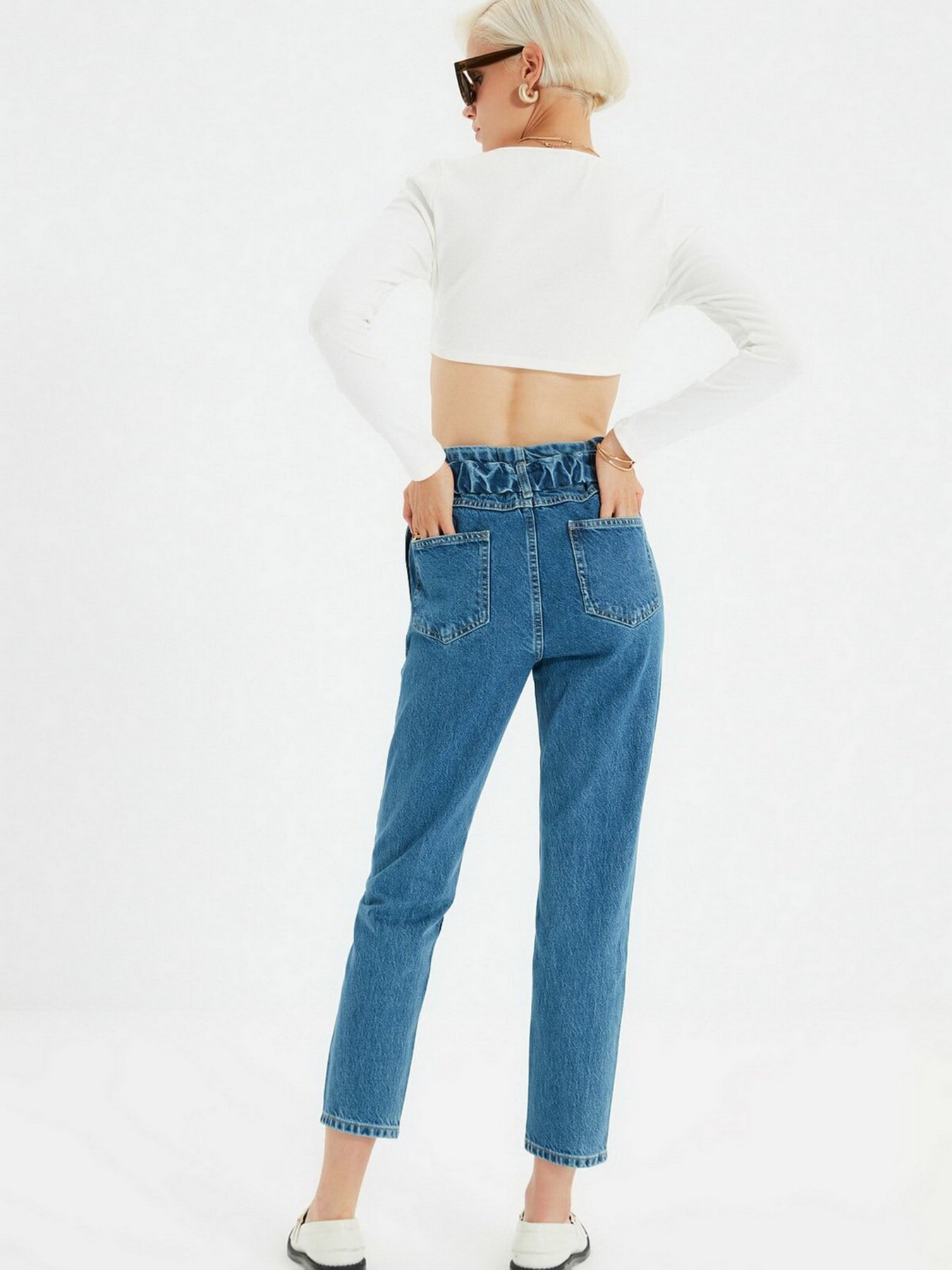 Джинсы мом Trendyol Mom модель TWOAW22JE0119/Mavi Фото