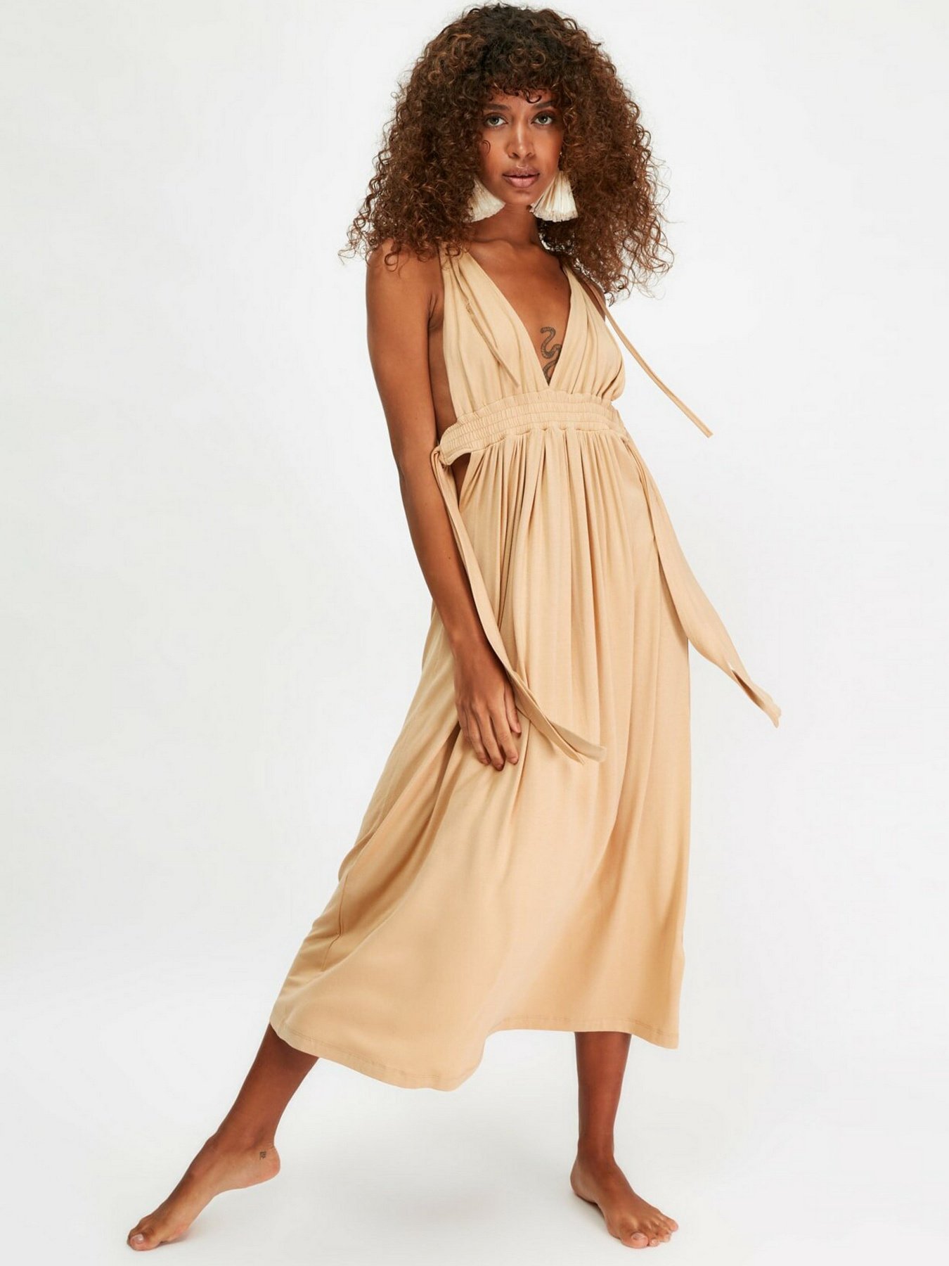 Платье миди Trendyol модель TBESS21EL4195/Bej Фото