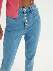 Джинсы мом Trendyol Mom модель TWOAW22JE0120/Mavi Фото