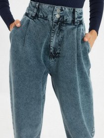 Джинси мом Trendyol Curved модель TWOAW22JE0121/Gece Mavisi Фото