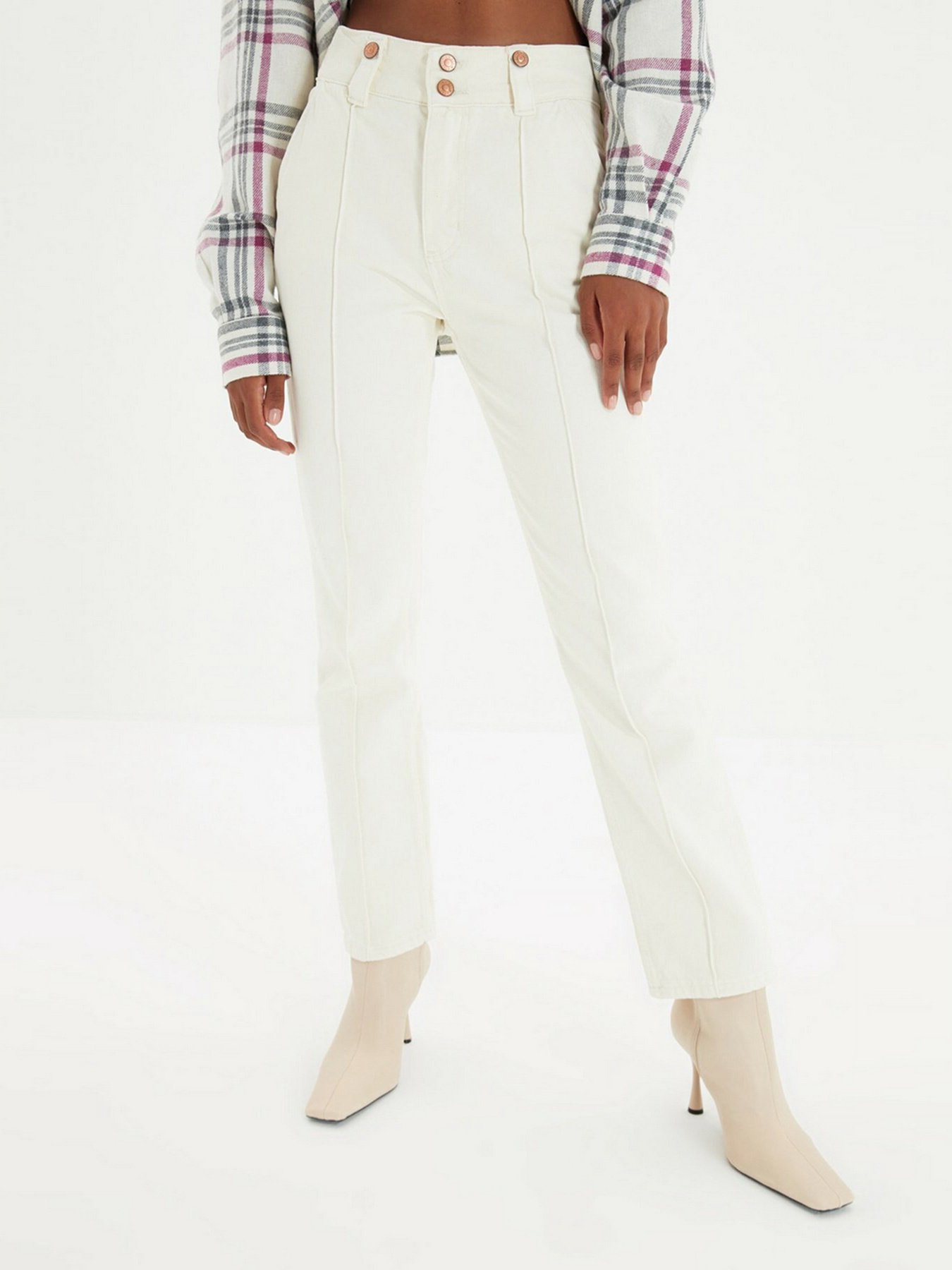 Прямі джинси Trendyol Bootcut модель TWOAW22JE0127/Ekru Фото