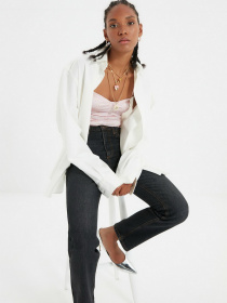 Прямі джинси Trendyol Bootcut модель TWOAW22JE0138/Siyah Фото