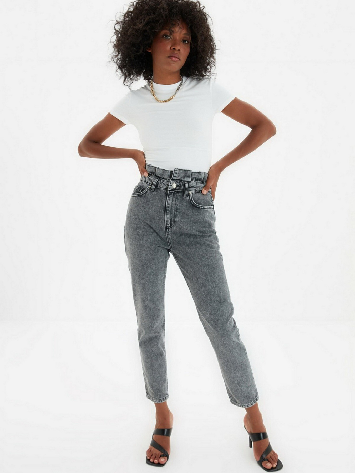 Джинсы мом Trendyol Mom модель TWOAW22JE0141/Antrasit Фото