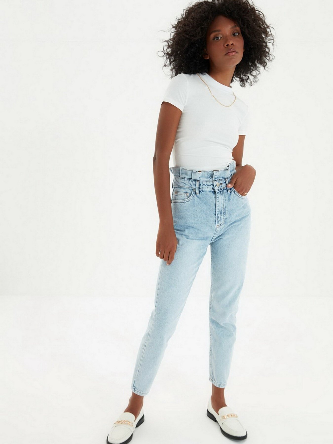 Джинси мом Trendyol Mom модель TWOAW22JE0141/Mavi Фото