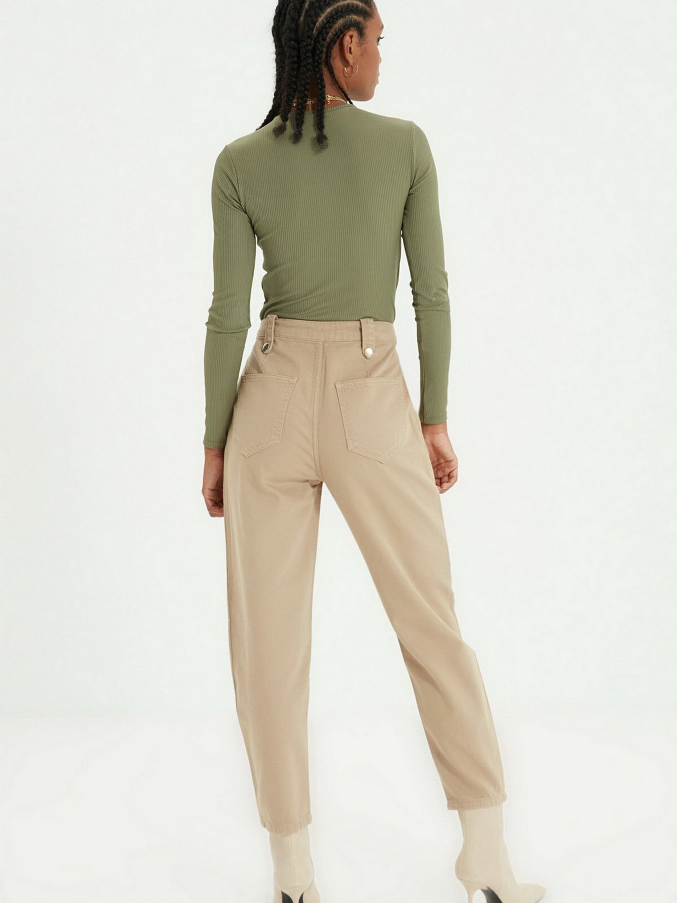 Джинси мом Trendyol Relaxed Mom модель TWOAW22JE0146/ACik Kahverengi Джинси мом Trendyol Relaxed Mom модель TWOAW22JE0146/ACik Kahverengi Фото