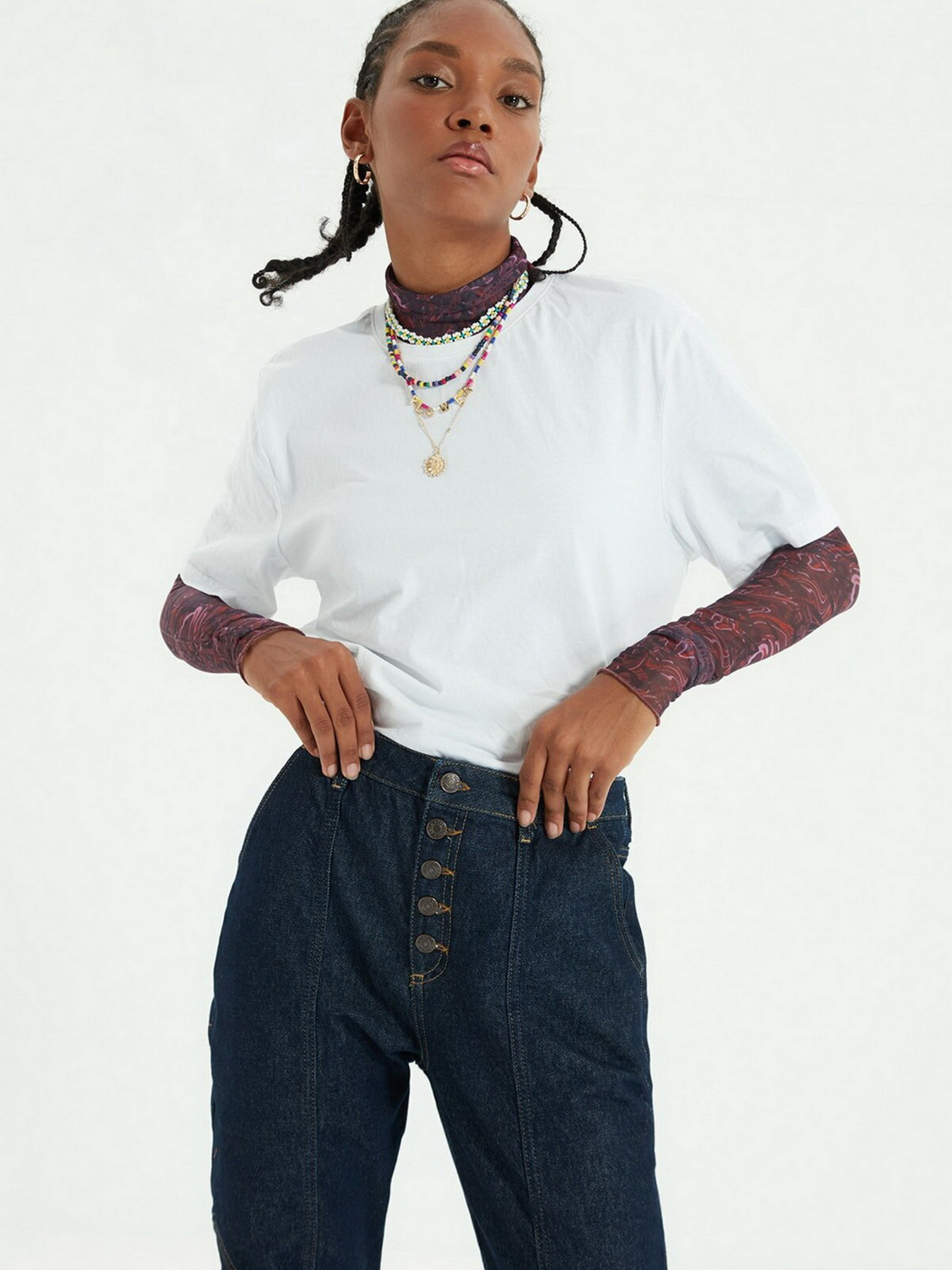 Бойфренды Trendyol Curved модель TWOAW22JE0149/Lacivert Фото