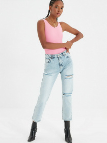 Джинсы мом Trendyol Mom модель TWOAW22JE0153/Mavi Джинсы мом Trendyol Mom модель TWOAW22JE0153/Mavi Фото