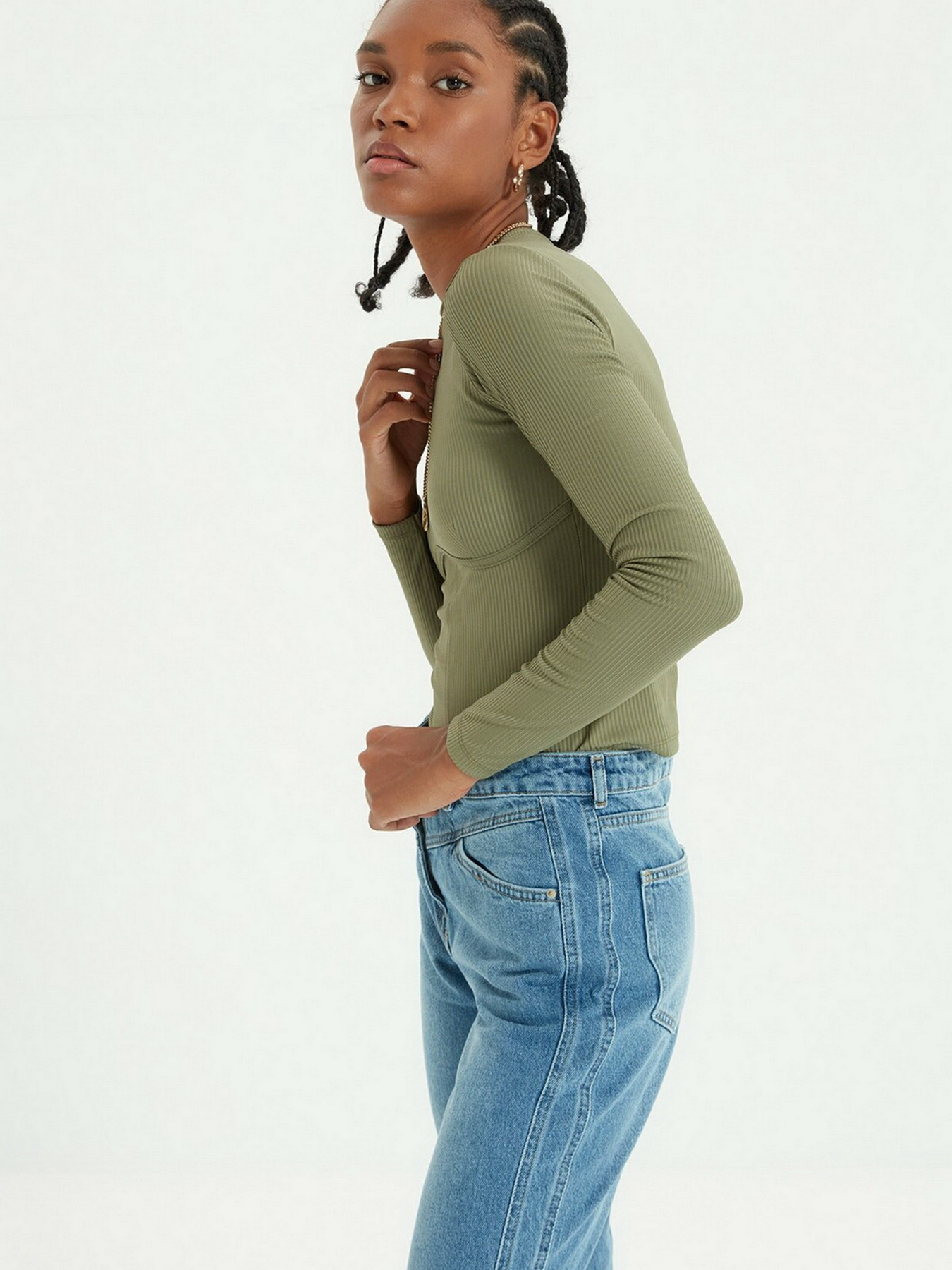 Джинсы мом Trendyol Mom модель TWOAW22JE0181/Mavi Фото