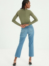 Джинсы мом Trendyol Mom модель TWOAW22JE0181/Mavi Джинсы мом Trendyol Mom модель TWOAW22JE0181/Mavi Фото