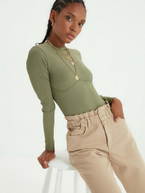 Джинсы мом Trendyol Mom модель TWOAW22JE0240/Bej Фото