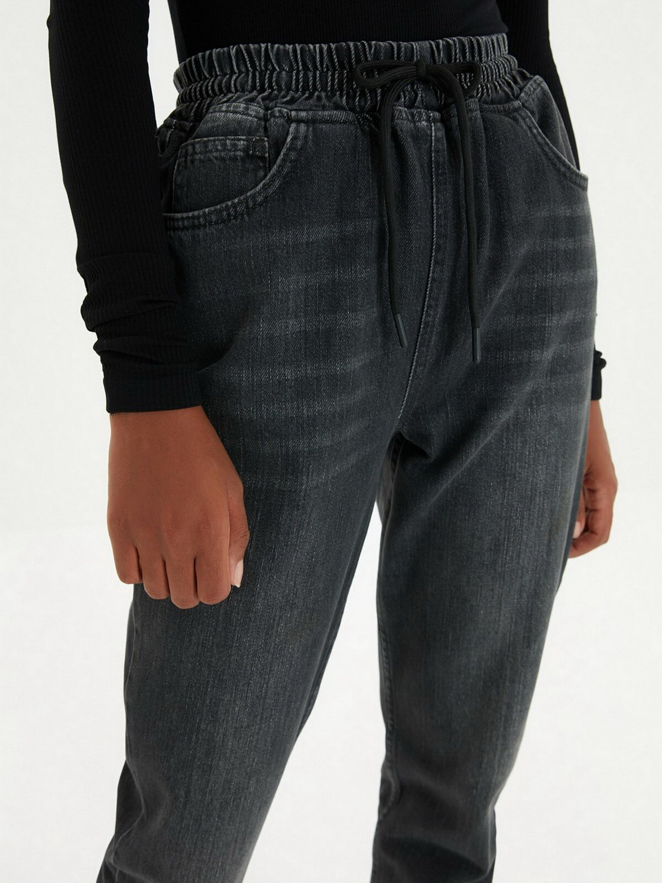 Джинси мом Trendyol Jogger модель TWOAW22JE0296/Antrasit Фото