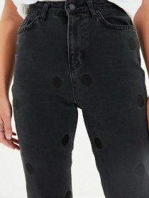 Джинсы мом Trendyol Mom модель TWOAW22JE0343/Antrasit Фото