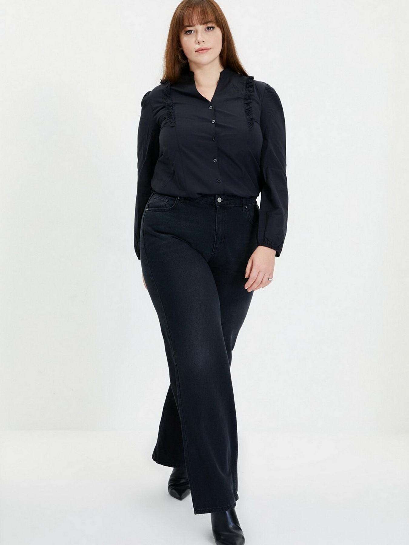 Широкие джинсы Trendyol Wide Leg модель TWOAW22JE0484/Siyah Фото