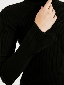 Платье миди Trendyol модель TWOAW20YN0005/Siyah Фото