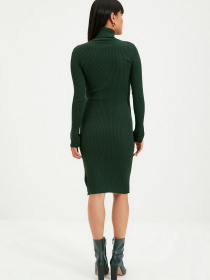 Платье миди Trendyol модель TWOAW20YN0005/Zumrut Yesili Фото