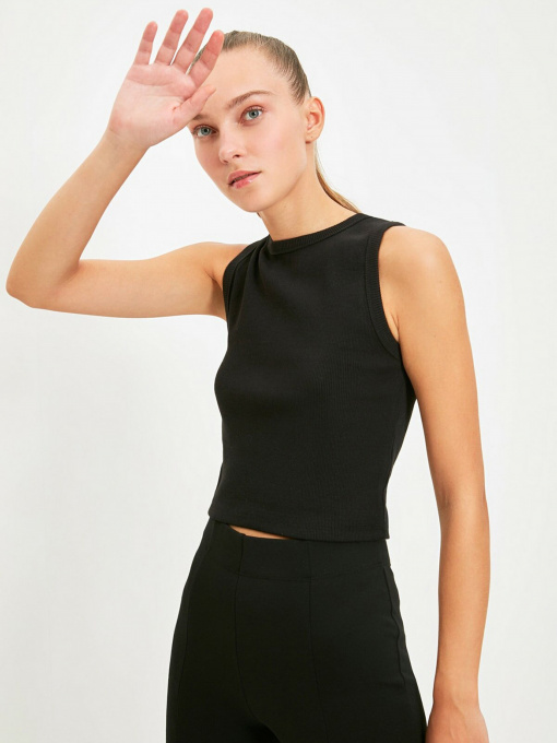 Топ Trendyol модель TWOAW22AL0014/Siyah Фото