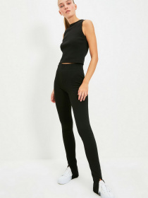 Топ Trendyol модель TWOAW22AL0014/Siyah Фото