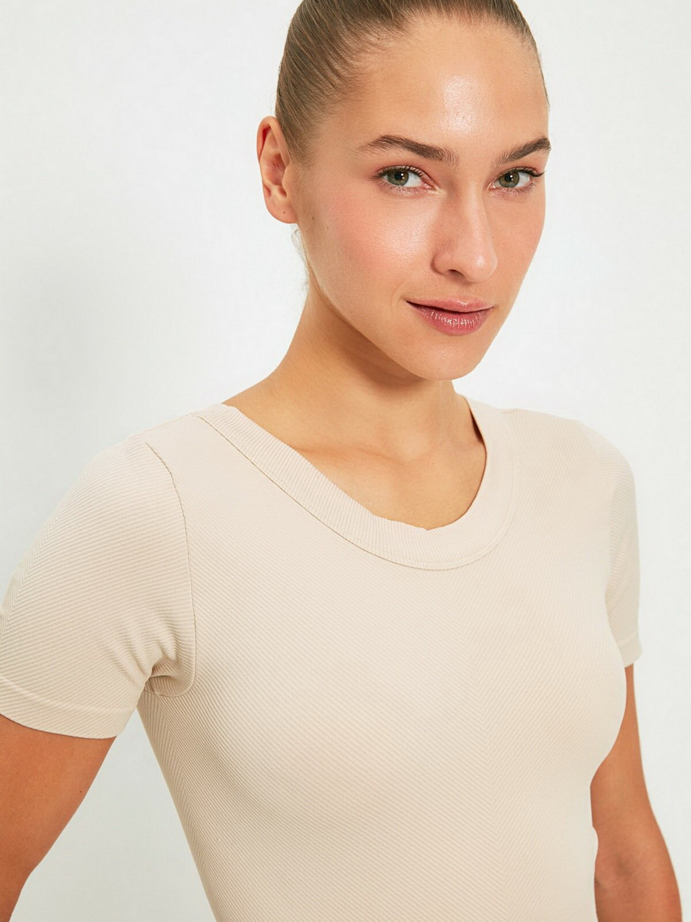 Топ Trendyol модель TWOAW22BZ0449/Bej Фото